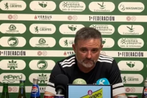 El Cacereño reta al Mérida en un derbi sin excusas